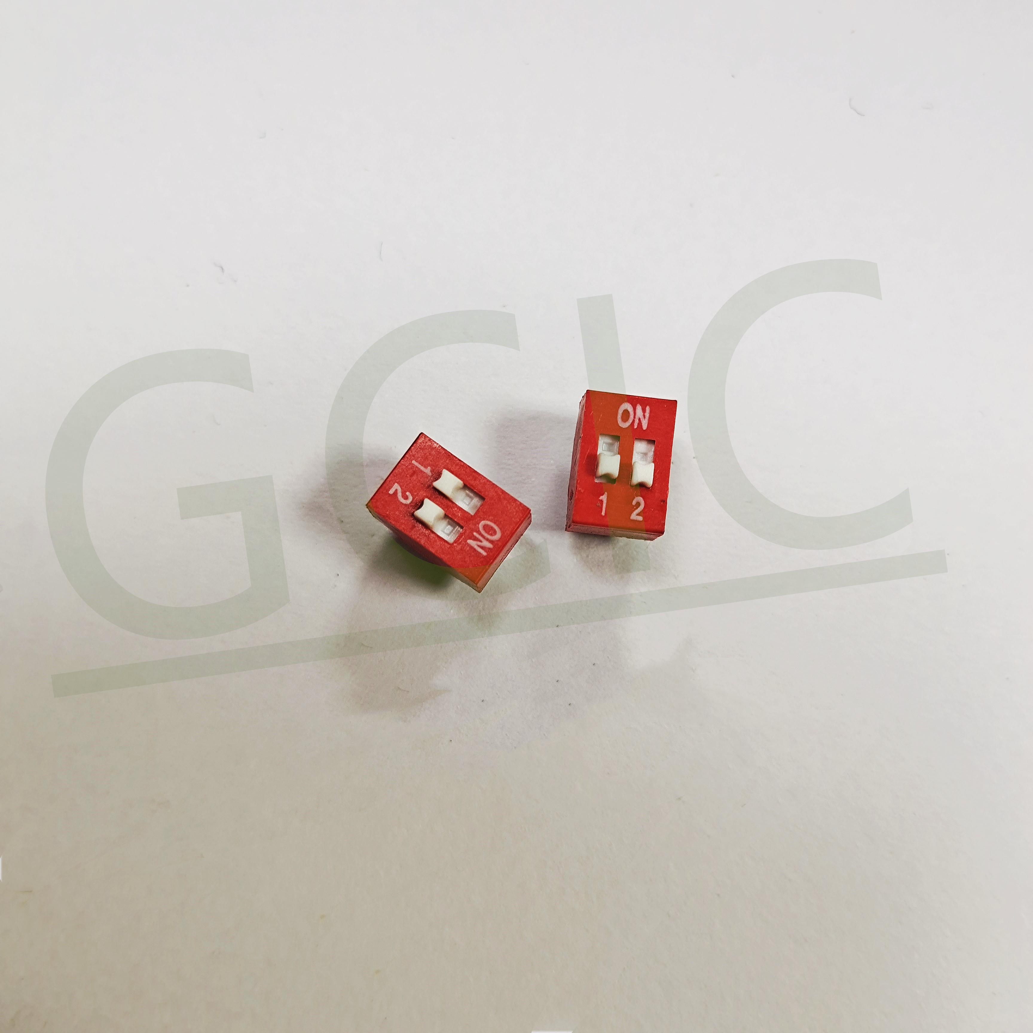 UNCODE SWITCH RED 2P